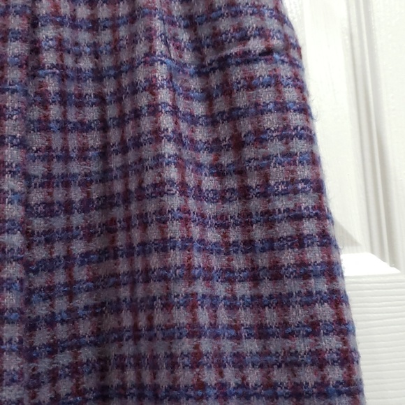 *Host Pick* Winter Skirt - Picture 3 of 7